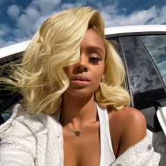 Short Wavy Blonde Synthetic Heat Resistant Wigs For Women Daily Wear