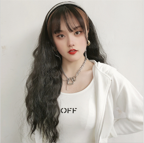 Long Brown Synthetic Curly Wigs Middle Part Hair Fashion Wig Heat Resistant